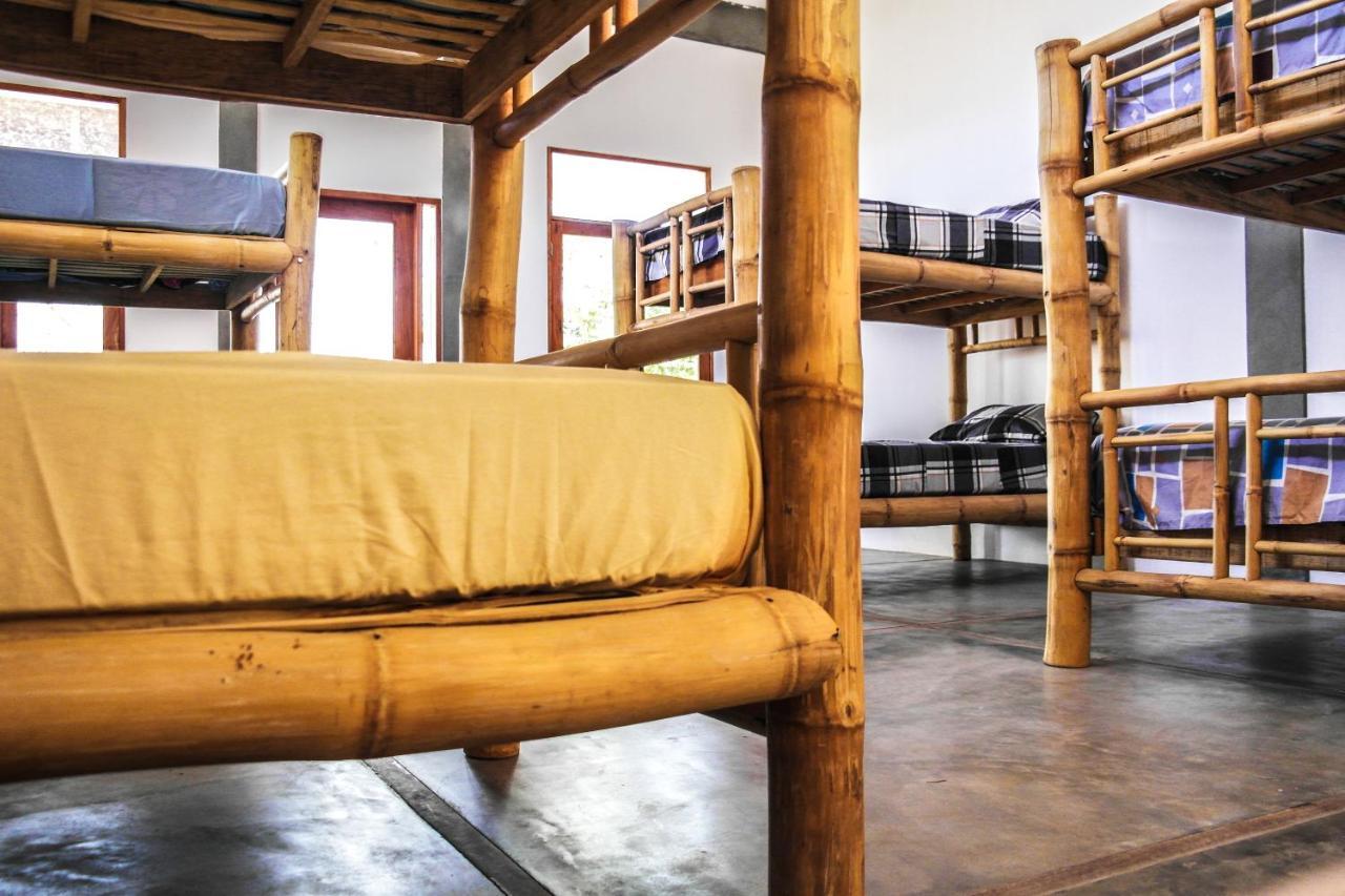 Hôtel Rapture Surfcamp Nicaragua à San Juan del Sur Extérieur photo