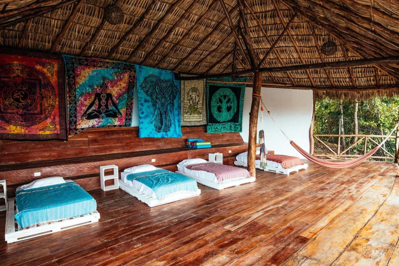 Hôtel Rapture Surfcamp Nicaragua à San Juan del Sur Extérieur photo