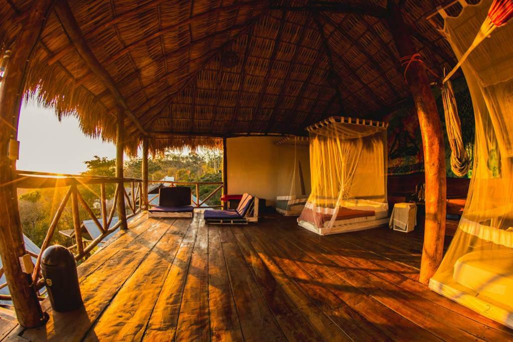 Hôtel Rapture Surfcamp Nicaragua à San Juan del Sur Extérieur photo